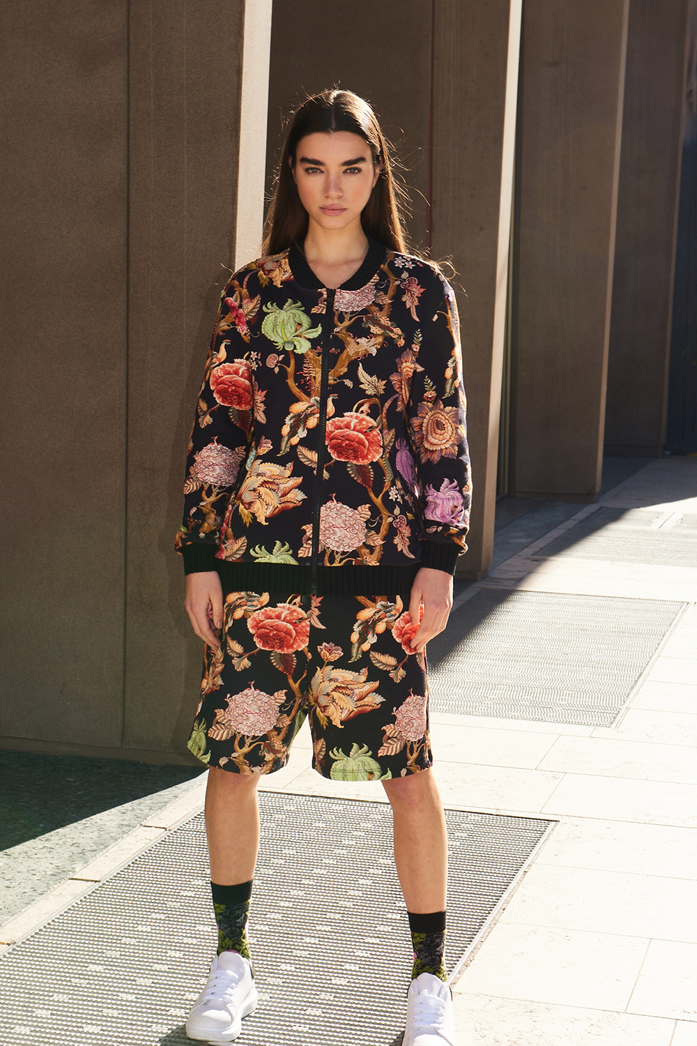 SG_SHORTS_SecretGarden_Midnight_F